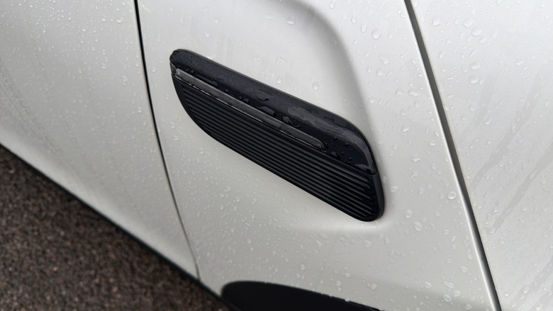 MINI Hatchback 1.5 Cooper Exclusive Premium 3dr Auto Petrol Hatchback